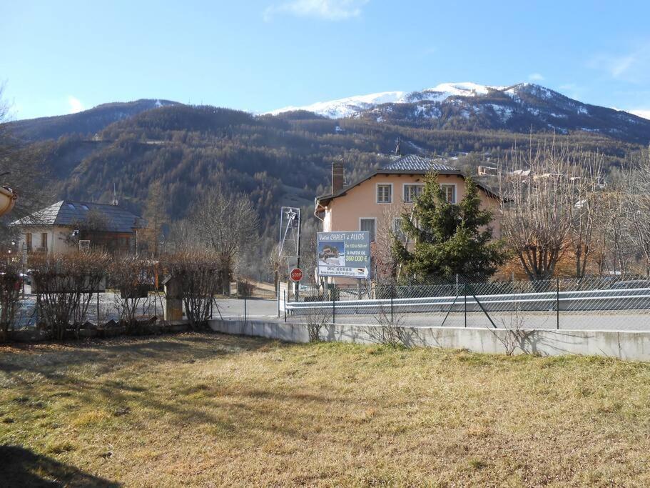 Le Picoulet : Appartement Tout Confort Coeur De Village Allos Exterior foto